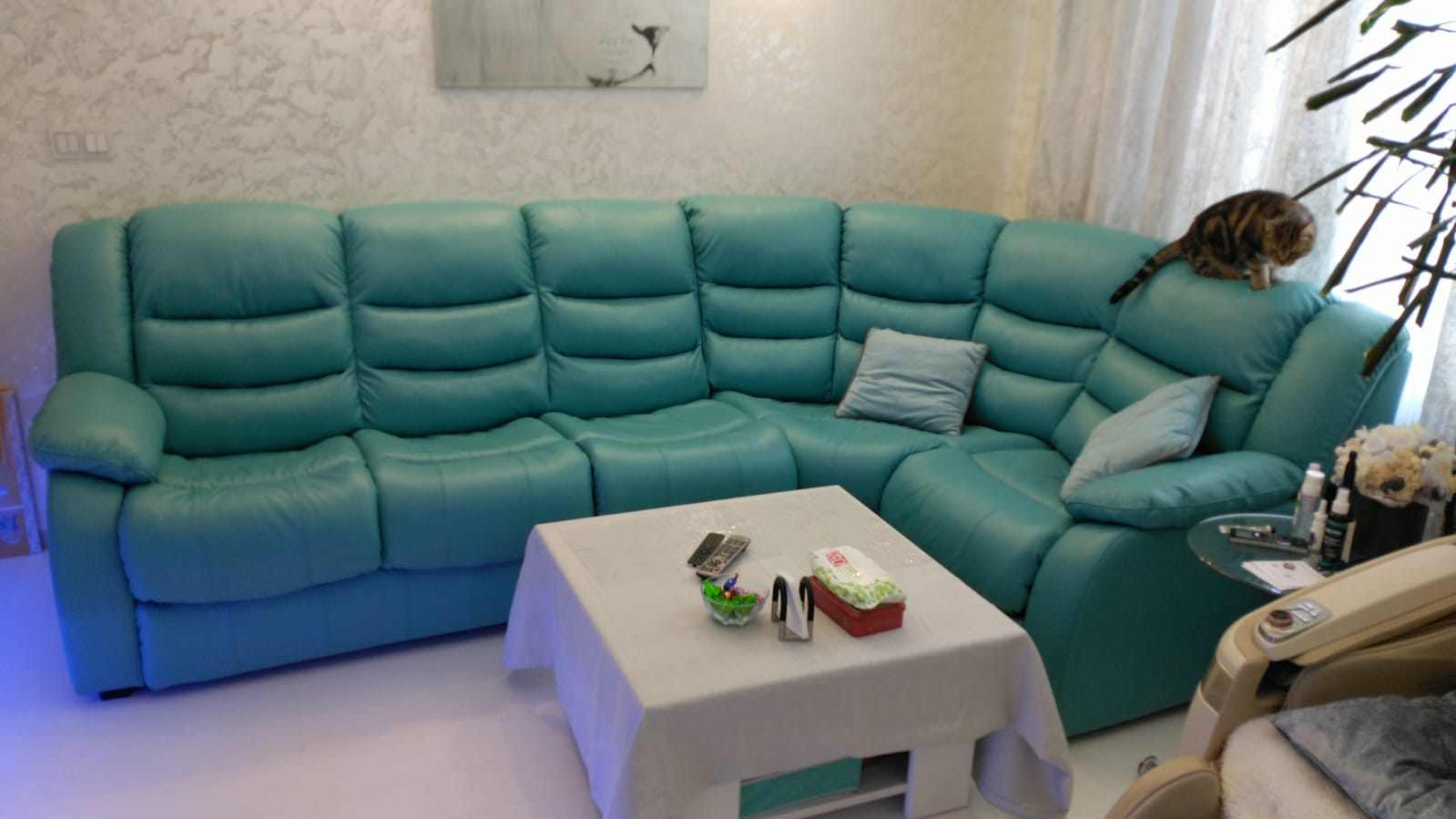 Перетяжка дивана на дому. Окуловка